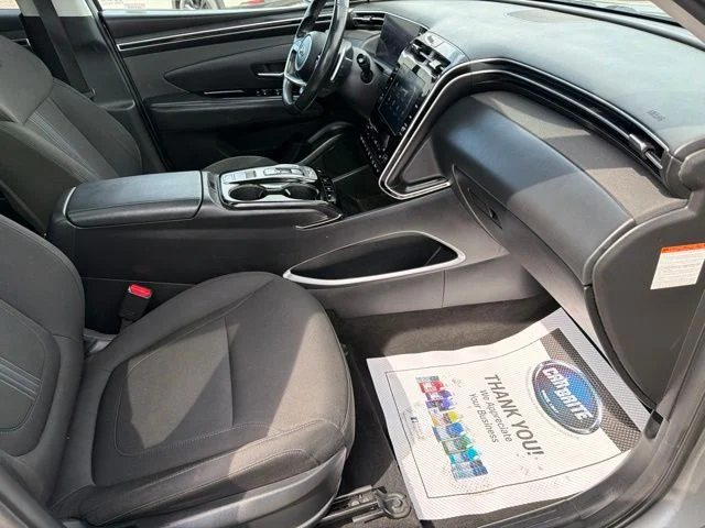 Used 2022 Silver Hyundai SEL Convenience image 36