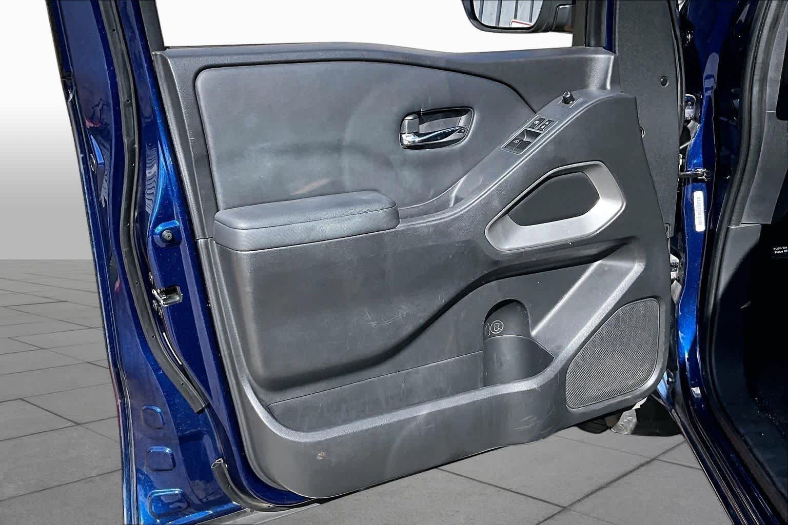 Used 2022 Deep Blue Pearl Nissan SV image 20