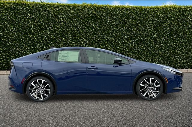 New 2026 Reservoir Blue Toyota XSE image 3