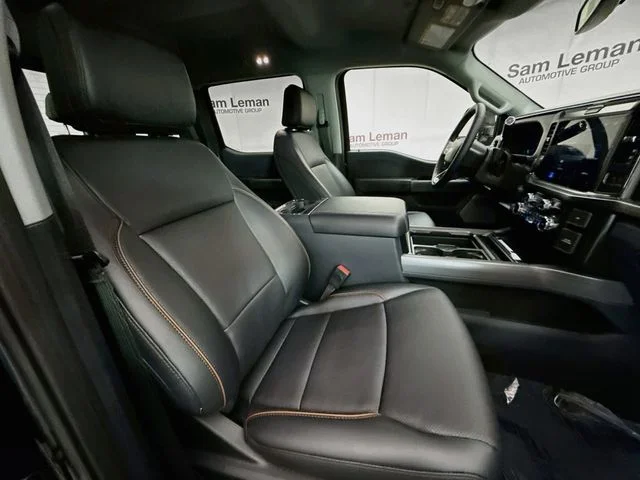 New 2027 Agate Black Metallic Ford F-250® Lariat® image 29