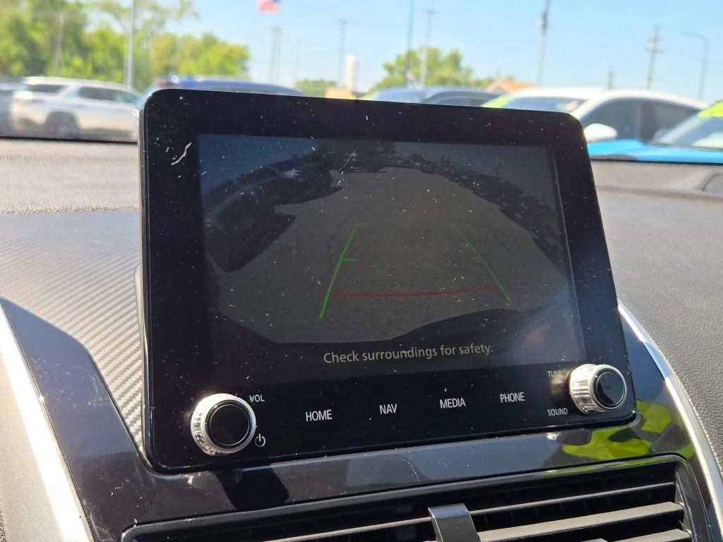 Used 2025 Black Mitsubishi SE image 28