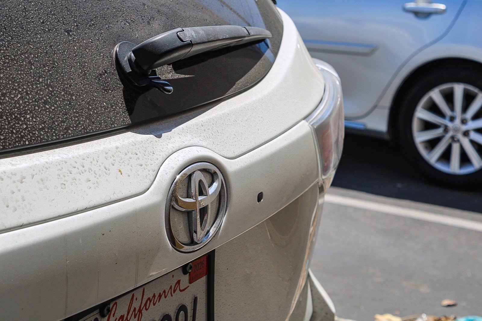 Used 2014 Blizzard Pearl Toyota Limited Platinum image 9