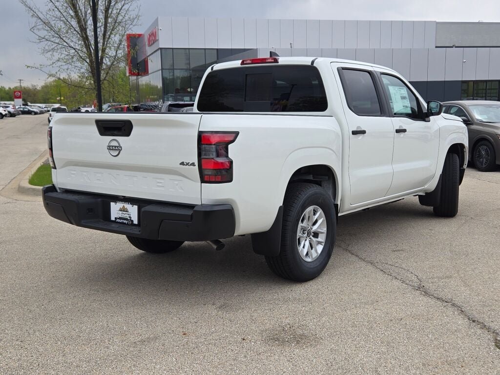 New 2026 Glacier White Nissan Crew Cab S image 10