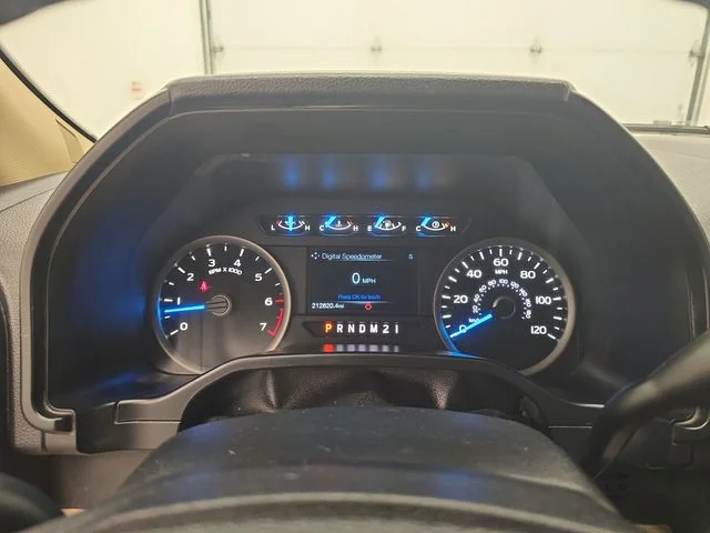 Used 2016 Blue Flame Metallic Ford XLT image 27