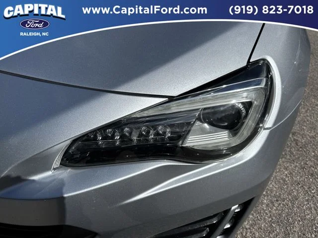 Used 2020 Silver Subaru Limited image 11