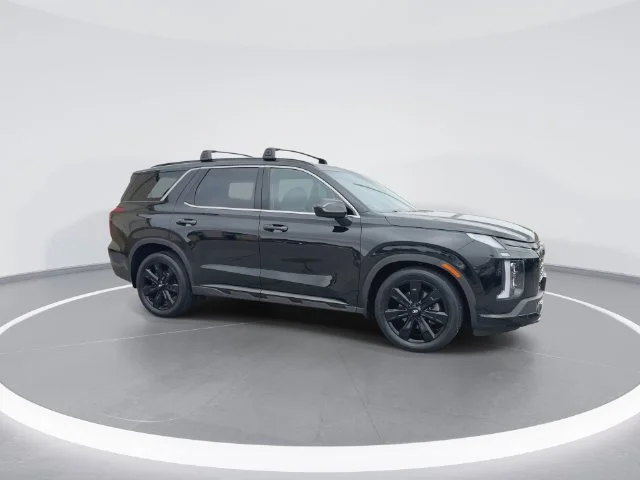 Used 2023 Black Hyundai XRT image 9