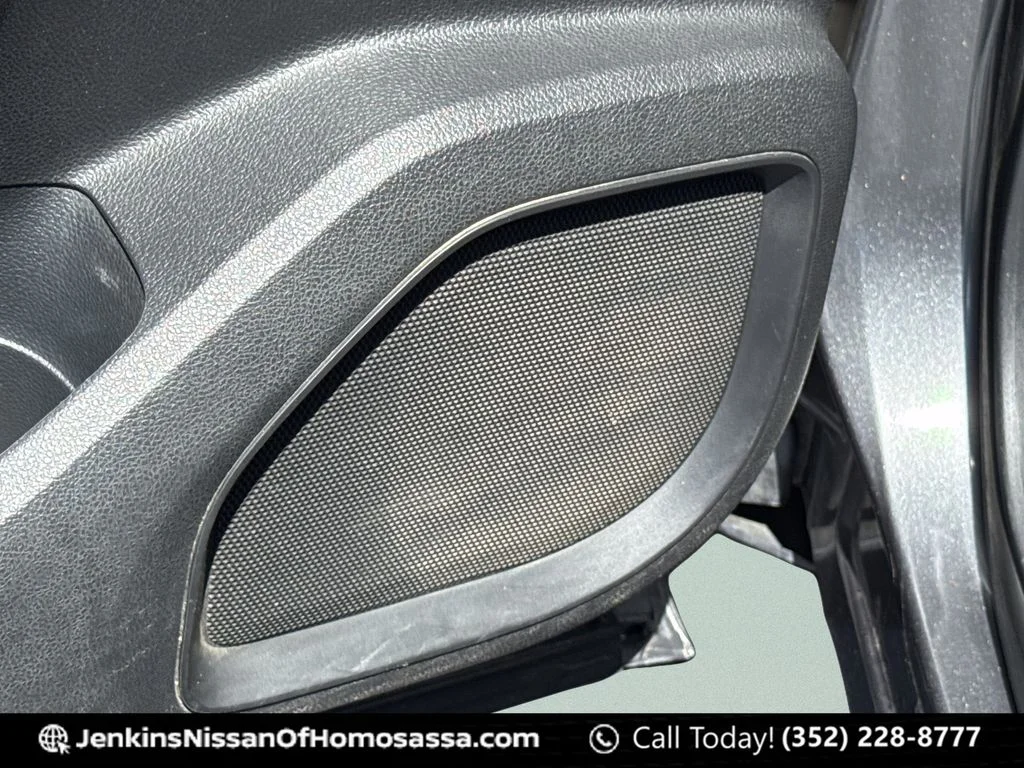 Used 2019 Gray Nissan SV image 32