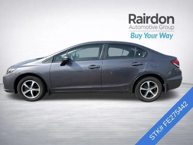 Used 2015 Modern Steel Metallic Honda SE image 4