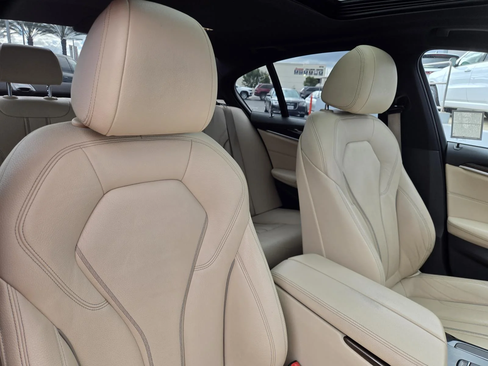 2019 BMW 5 Series 530i - Photo 32