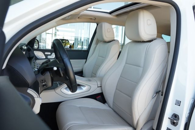 Used 2022 White Mercedes-Benz GLE 350 image 30