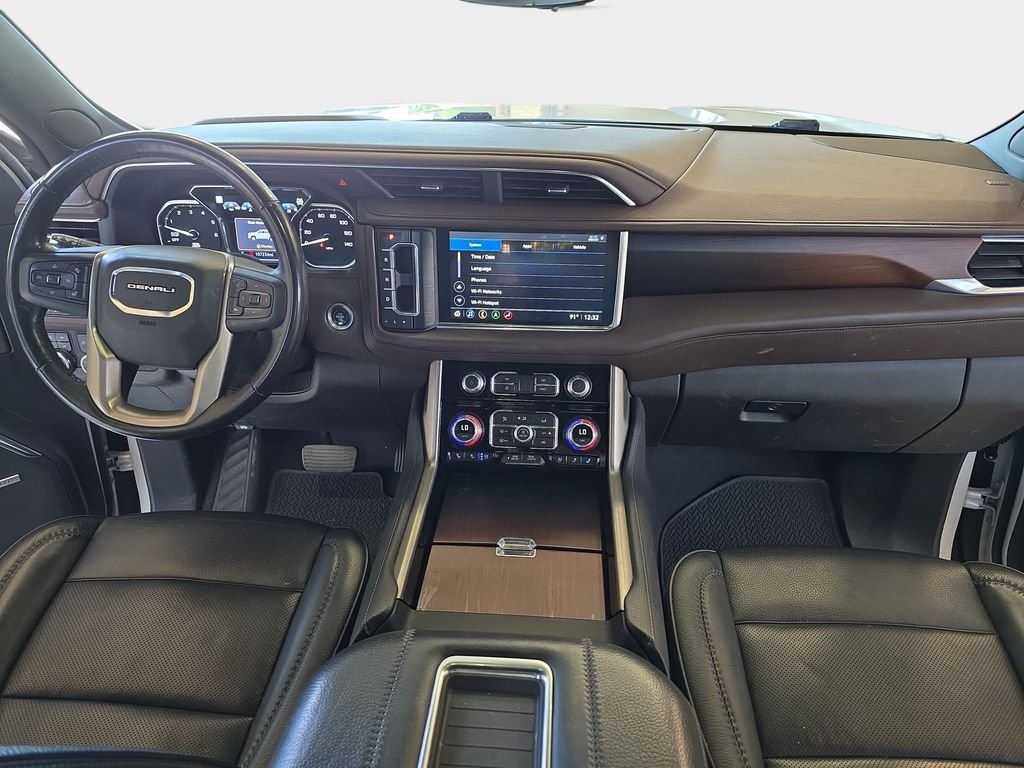 Used 2021 White GMC Denali image 10