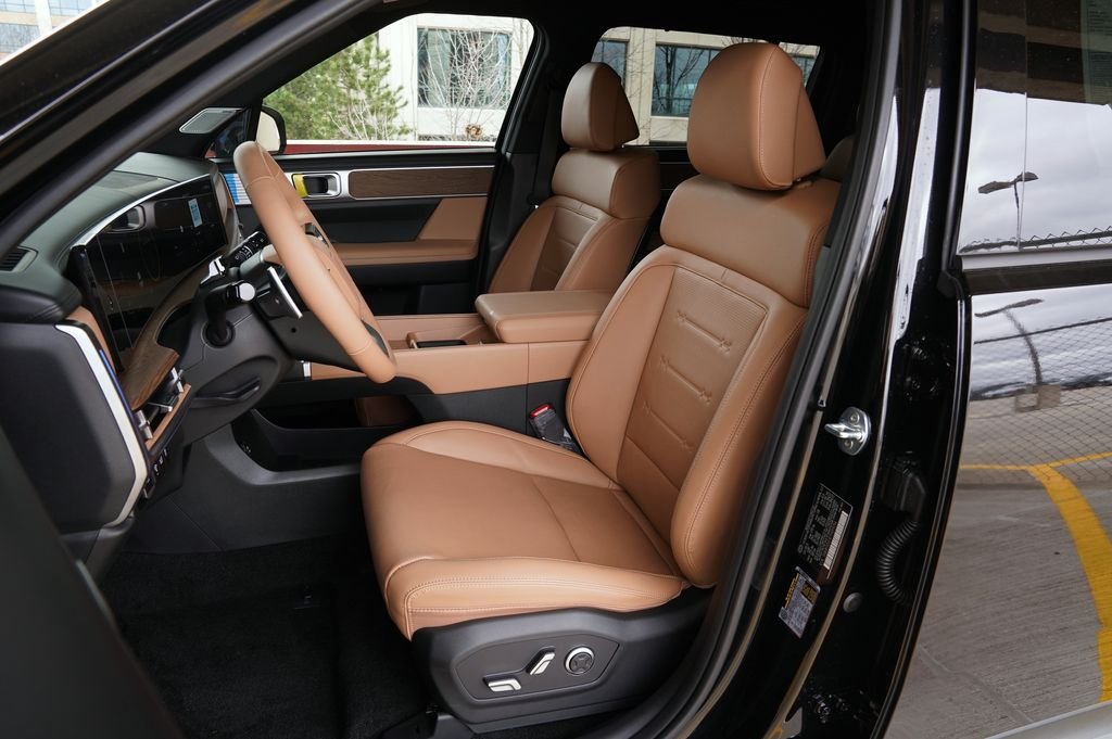 New 2026 Phantom Black Hyundai Limited image 34