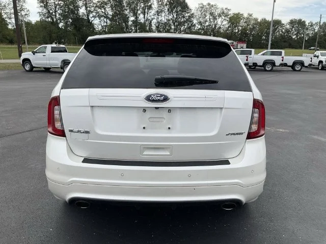 Used 2013 White Ford Sport image 7
