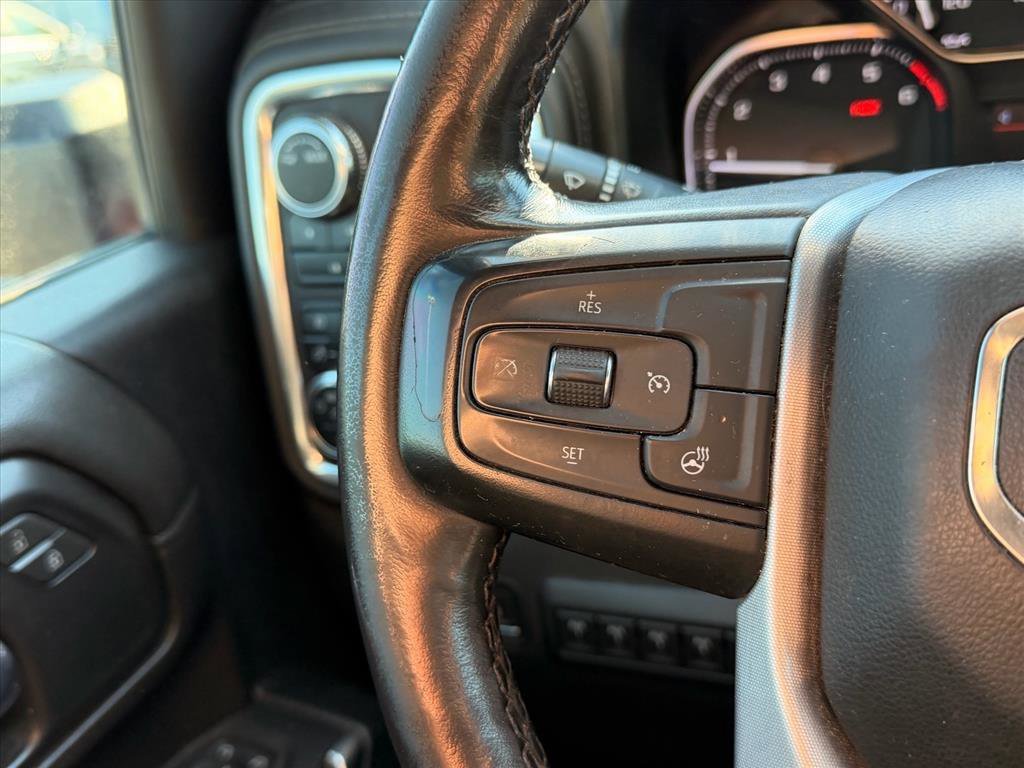 Used 2021 Cayenne Red Tintcoat GMC SLE image 14