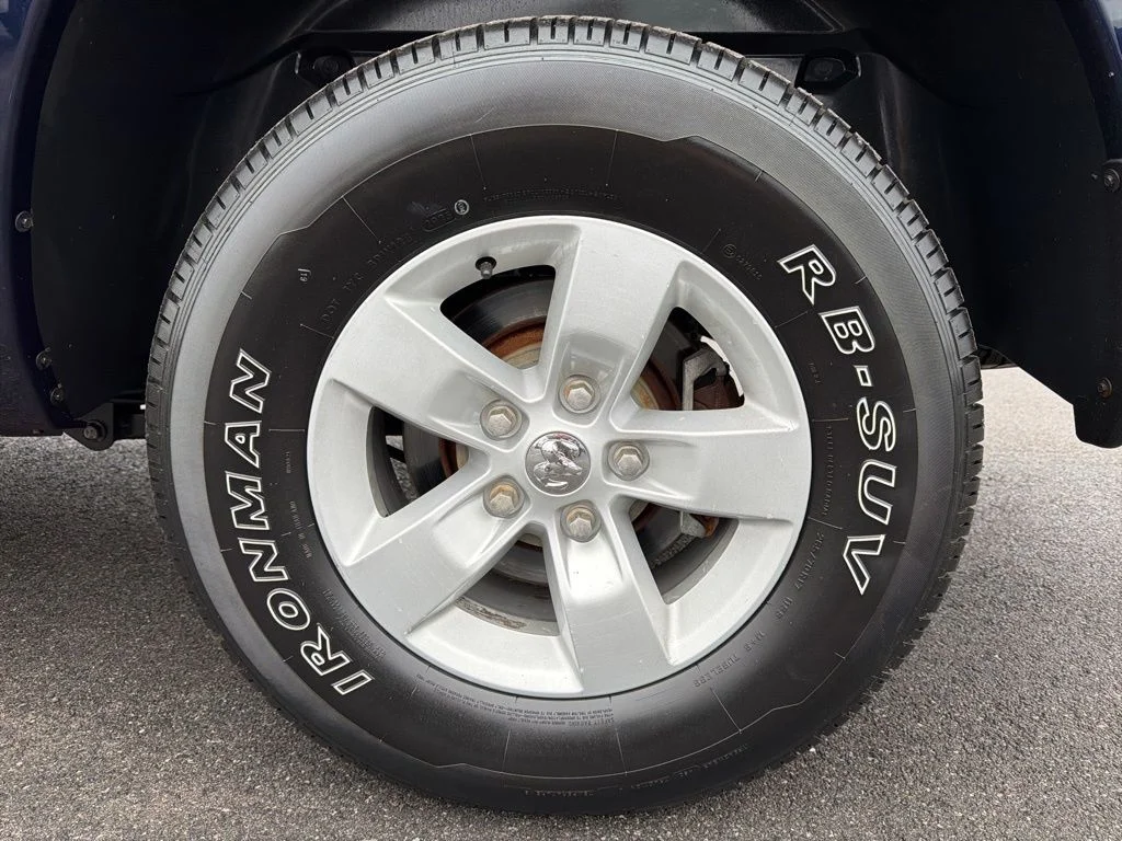 Used 2013 Blue Ram SLT image 13