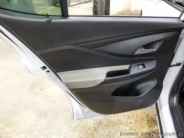 Certified Used 2025 White Frost Tricoat Buick Avenir image 19