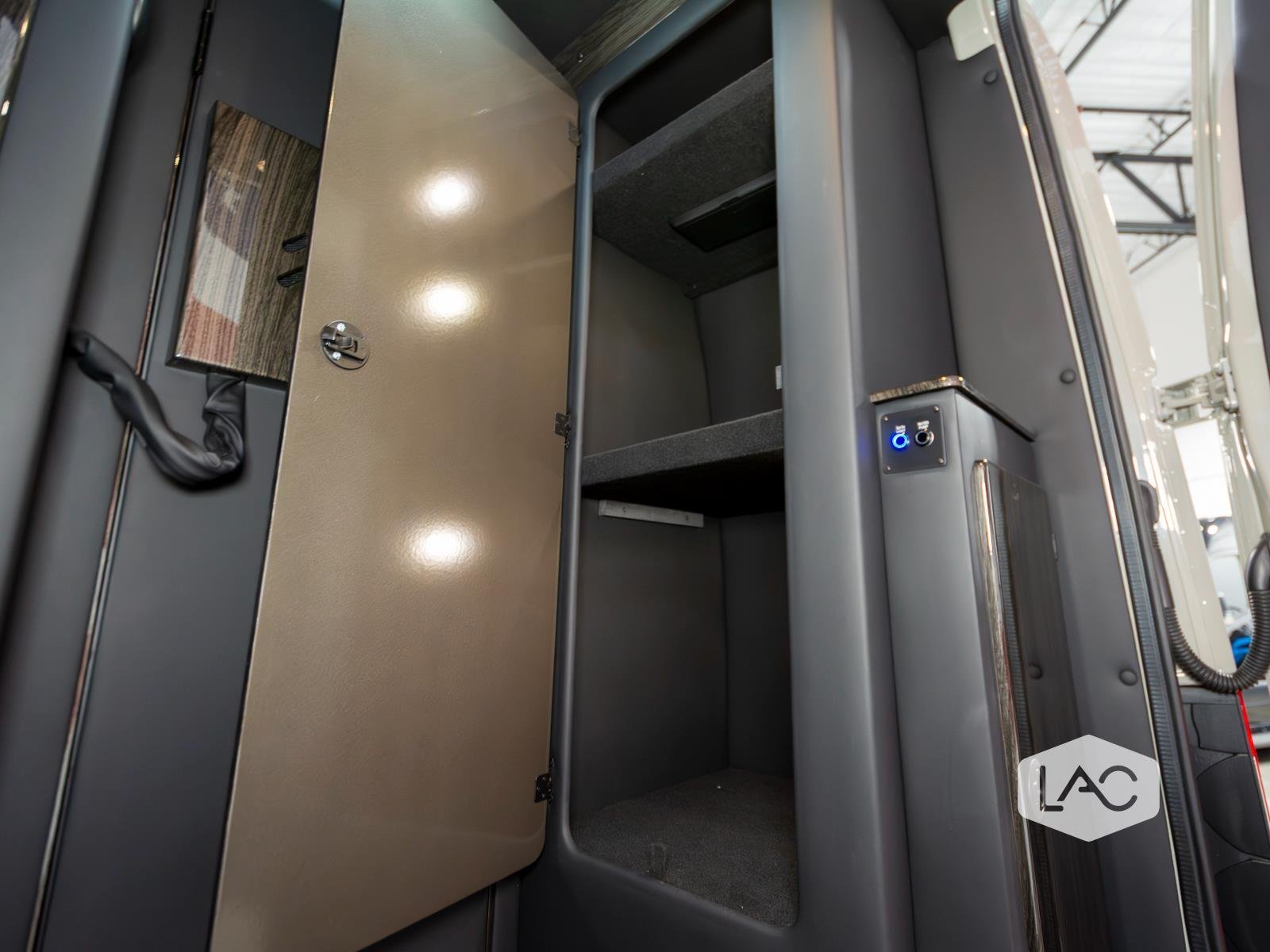 New 2026 Stone Gray OGV Luxury Coach AWD*ADV PKG w/ 540ah ADV-3.1 Acc PKG image 31