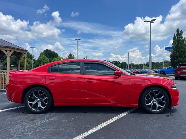 Used 2015 Torred Dodge SXT image 5