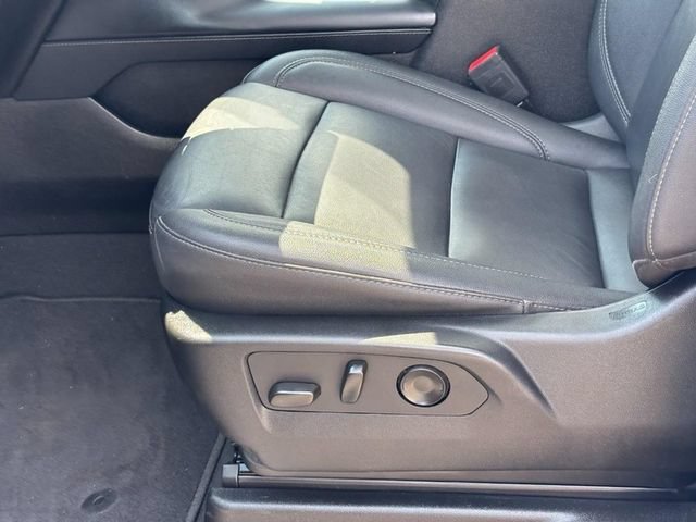 Certified Used 2023 Summit White Chevrolet Z71 image 16