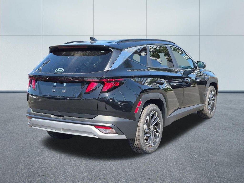New 2026 Black Hyundai SEL Plus FWD image 6