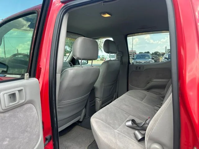 Used 2004 Radiant Red Toyota Base image 3