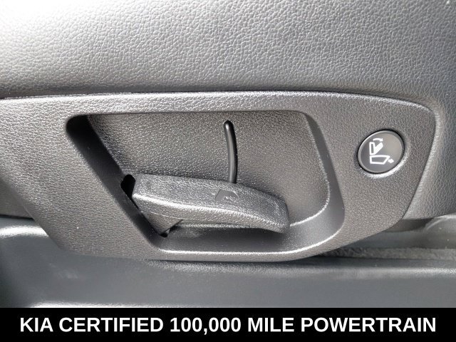 Used 2025 Black Kia SX X-Line image 33