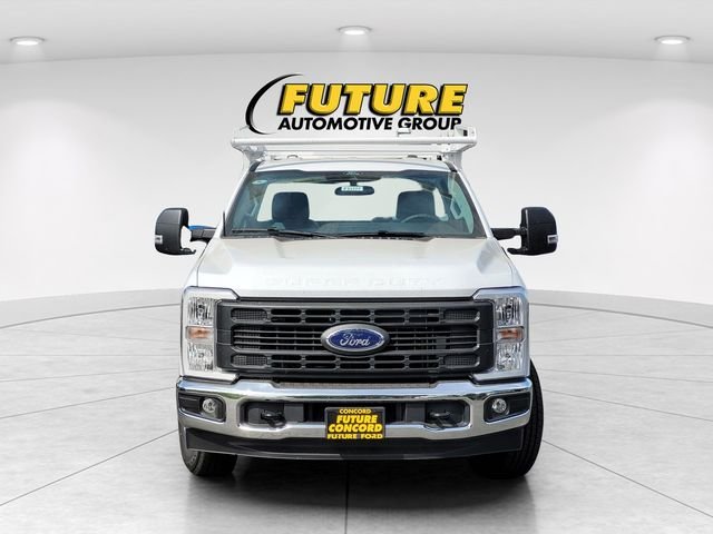 New 2026 Oxford White Ford F-250® XL image 28
