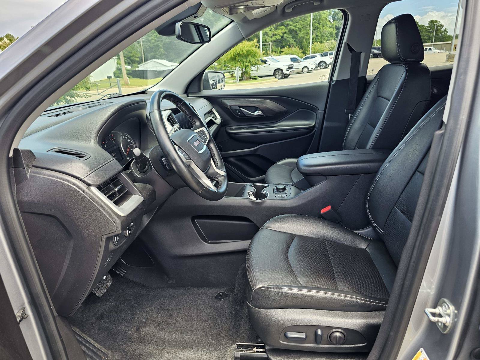 Used 2024 Sterling Metallic GMC SLT image 16