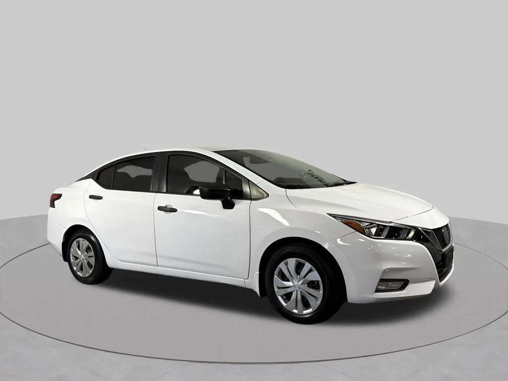 Used 2020 White Nissan 1.6 S image 12