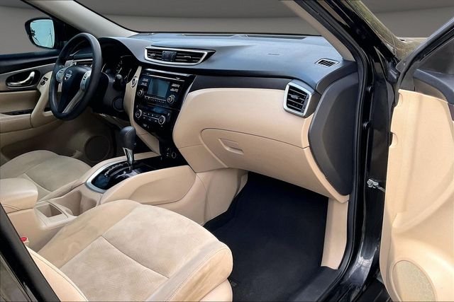 Used 2016 Black Nissan SV image 15