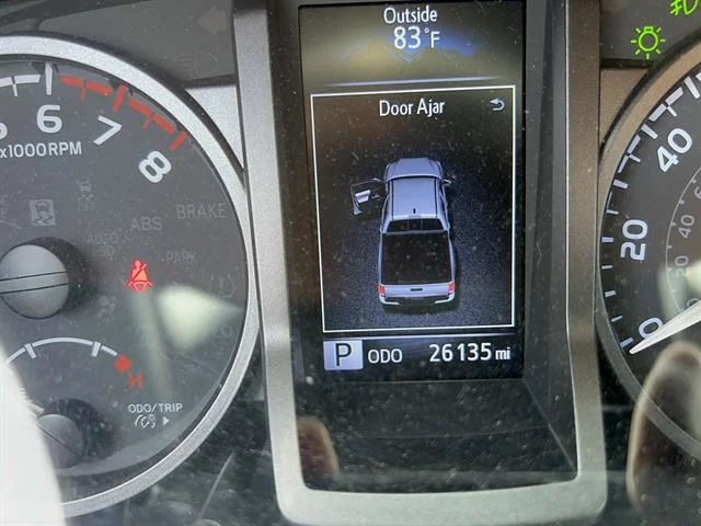 Used 2023 Ice Cap Toyota SR V6 image 4