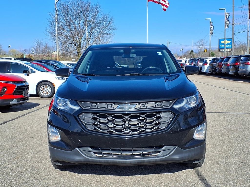 Used 2018 Chevrolet Equinox LT with VIN 2GNAXJEV6J6282218 for sale in Howell, MI