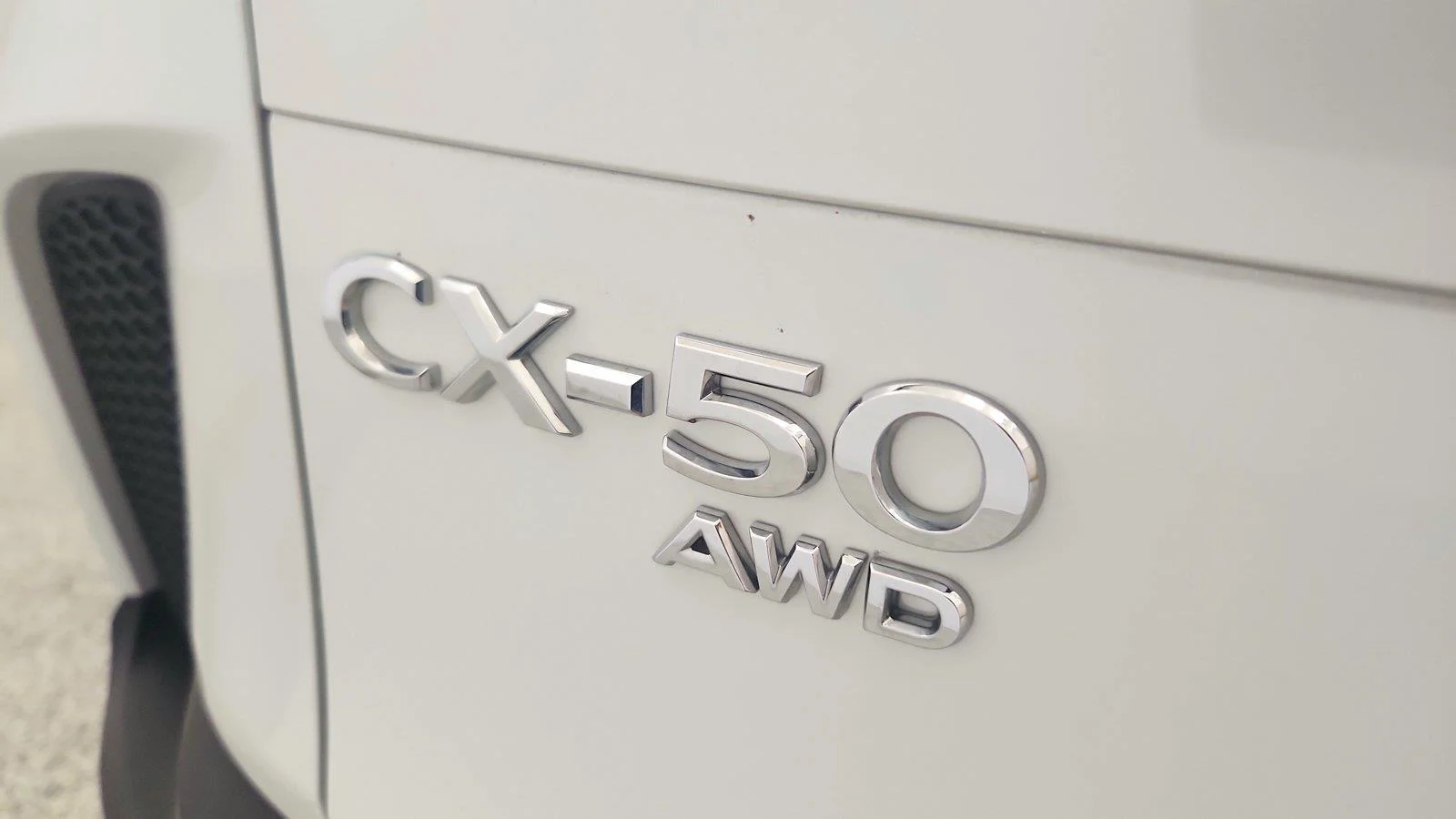 Used 2025 Wind Chill Pearl Mazda Premium Package image 35