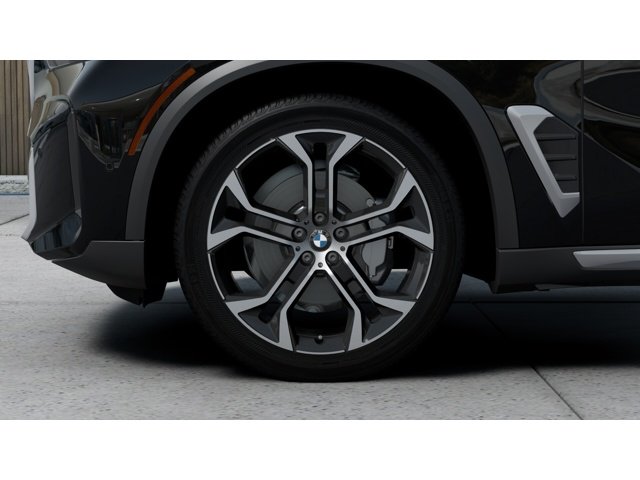 New 2026 Black Sapphire Metallic BMW sDrive40i image 7