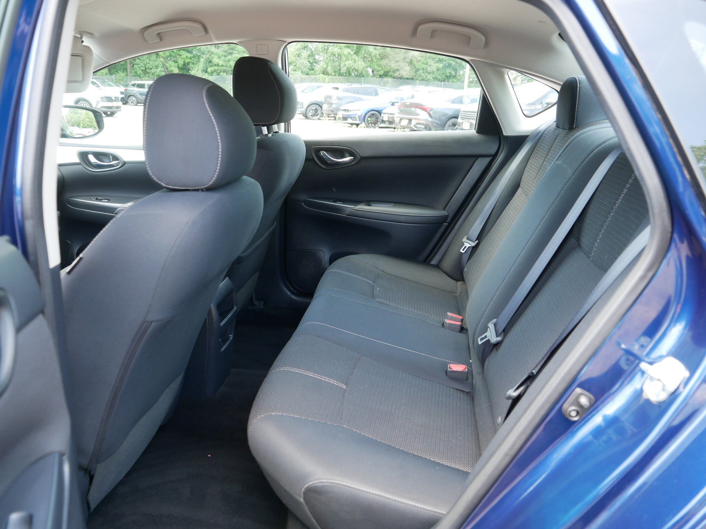 Used 2017 Deep Blue Pearl Nissan S image 35