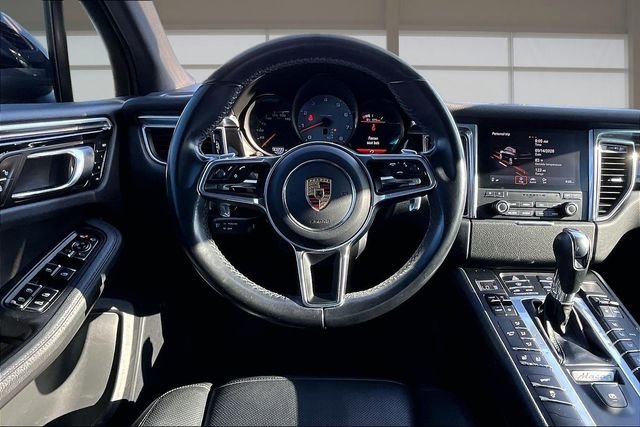 Used 2018  Porsche S image 5
