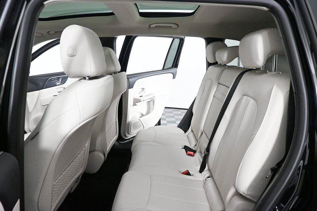 New 2026 Night Black Mercedes-Benz GLB 250 image 59