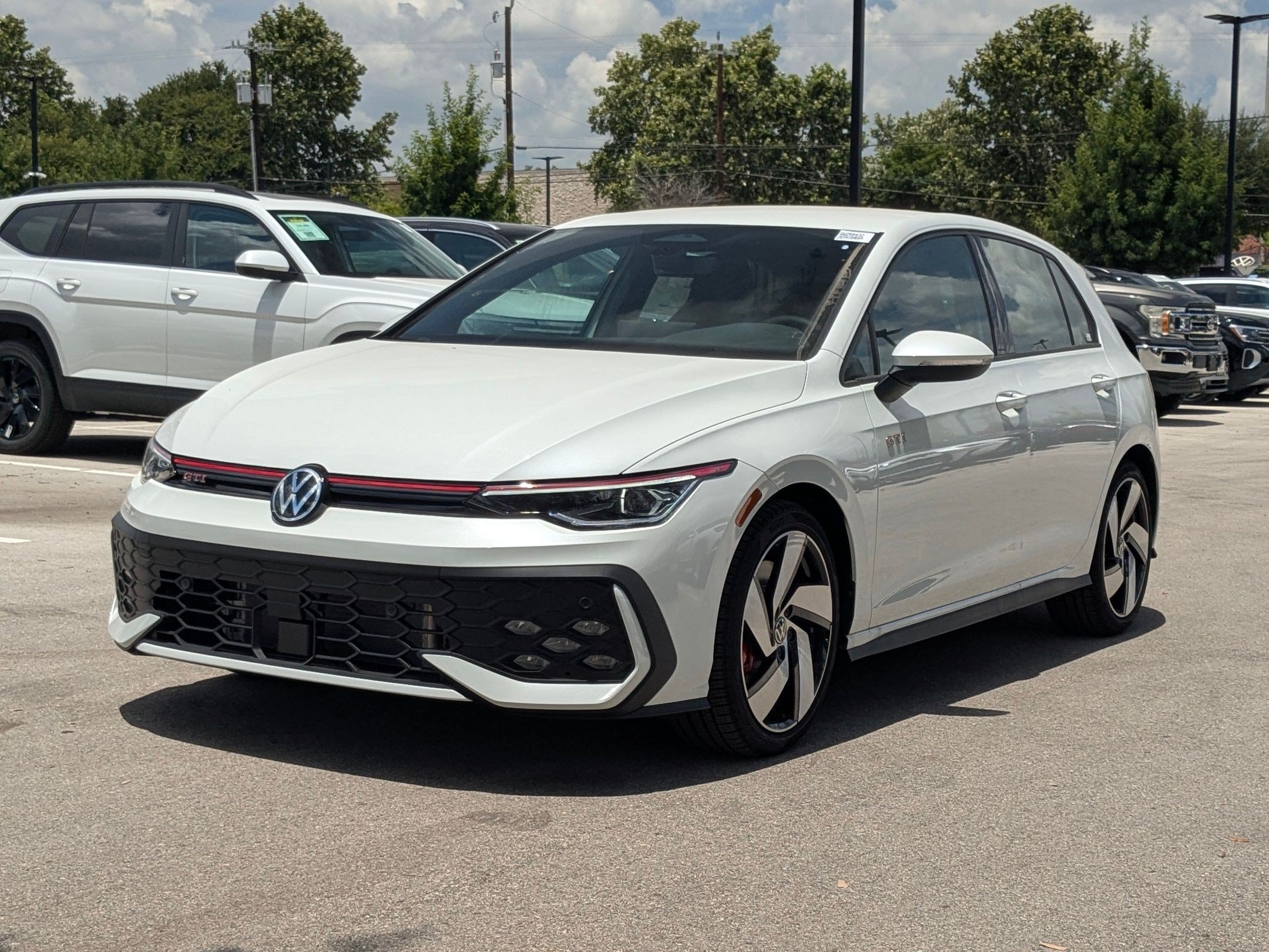 New 2026 OPAL WHITE Volkswagen S image 4