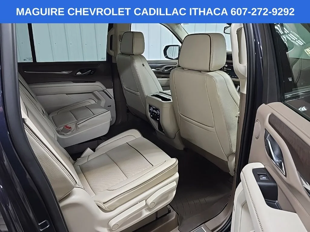 Used 2023 Silver GMC Denali image 18