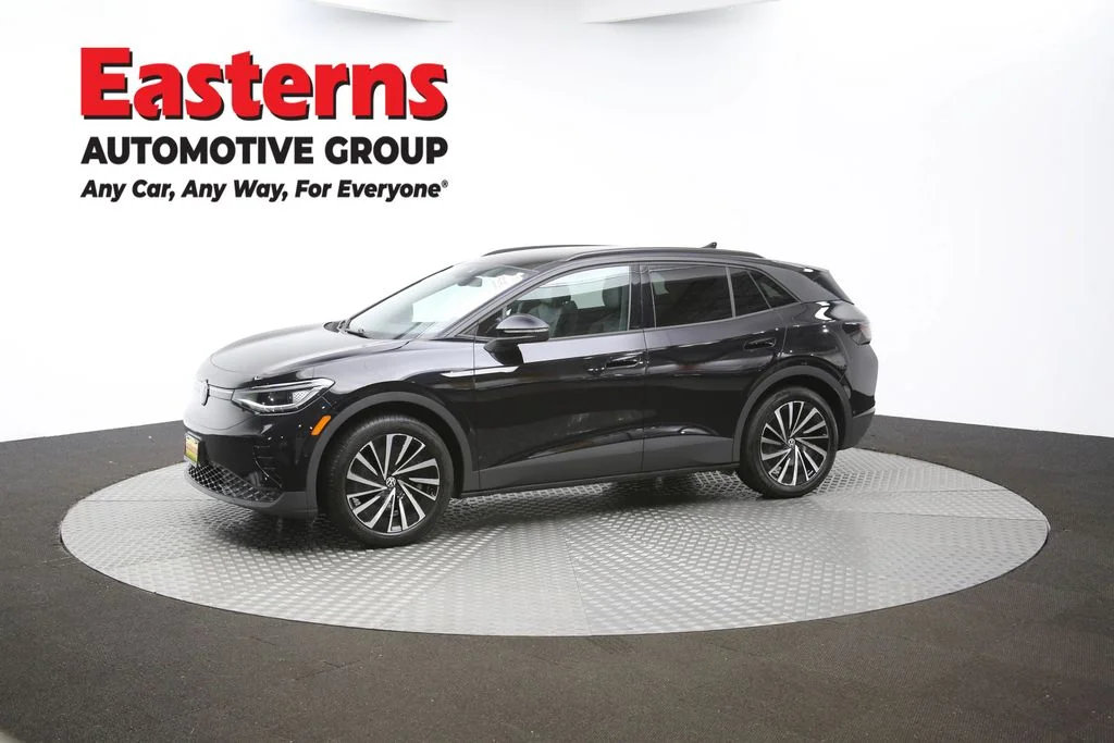 Used 2024 Black Volkswagen S image 54