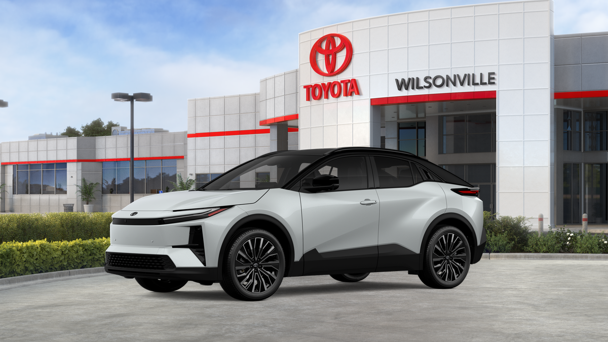 New 2026 Wind Chill Pearl with Midnight Black Metallic roof Toyota XSE image 2