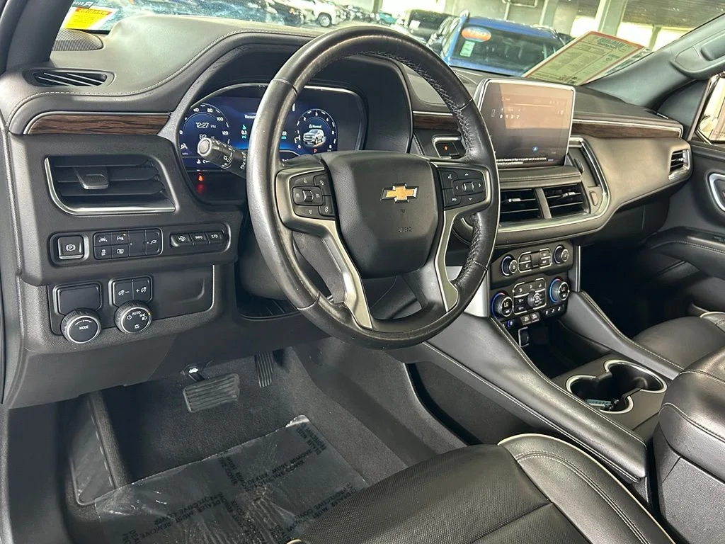 Used 2022 Summit White Chevrolet Premier image 18