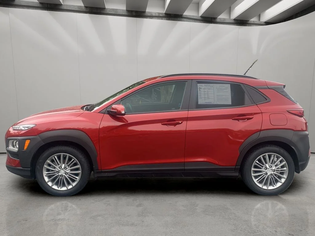 Used 2021 Pulse Red Hyundai SEL image 2