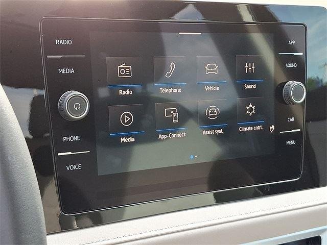 2025 Volkswagen Taos SE - Photo 14