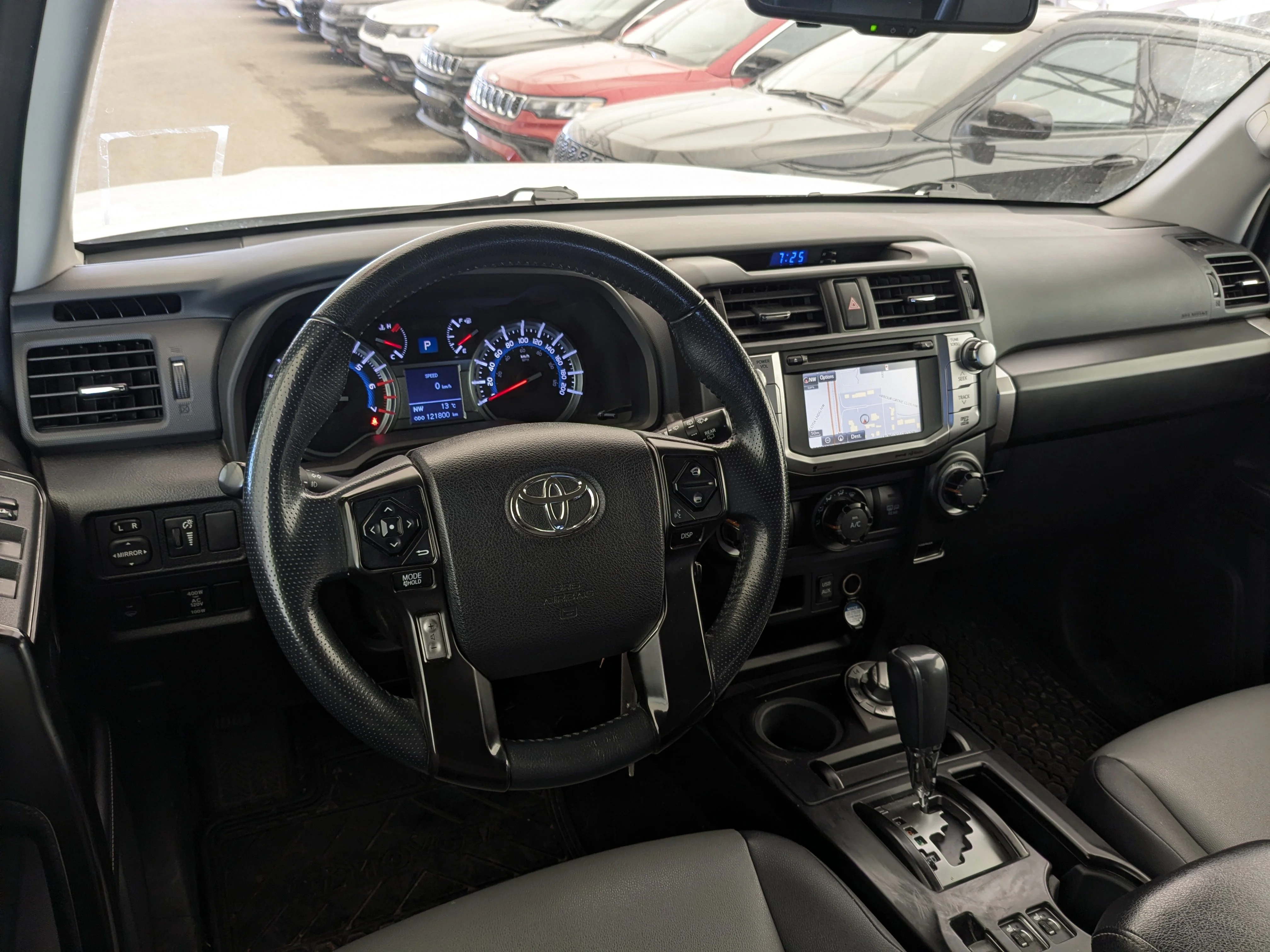 Used 2018 White Toyota 4DR SUV 4WDSR5 - Sunroof - Leather - Heated Seats & More image 25