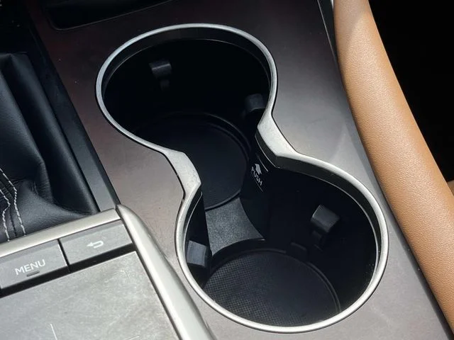 Used 2022 White Lexus 350 image 41