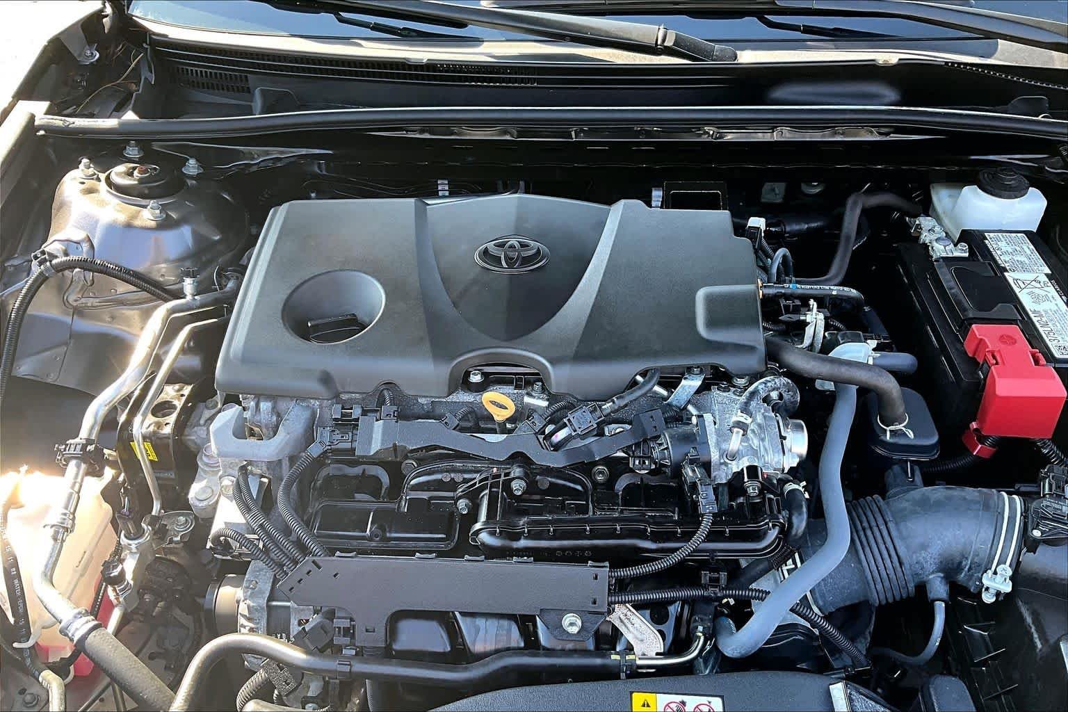Used 2024 Predawn Gray Mica Toyota XLE image 32