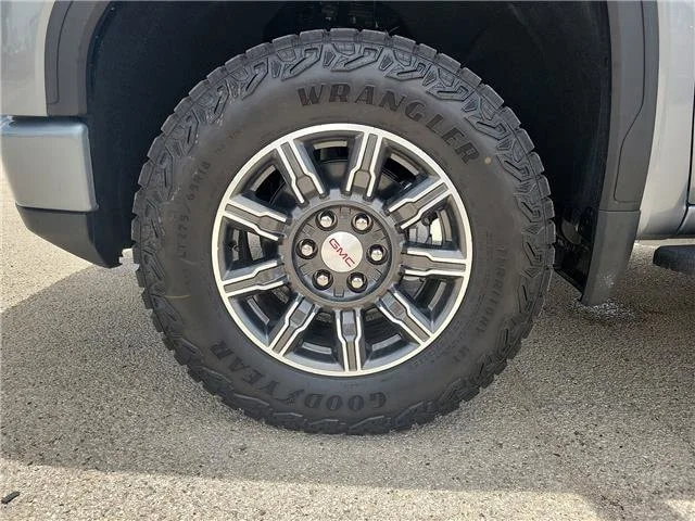 New 2026 Sterling Metallic GMC AT4 image 9