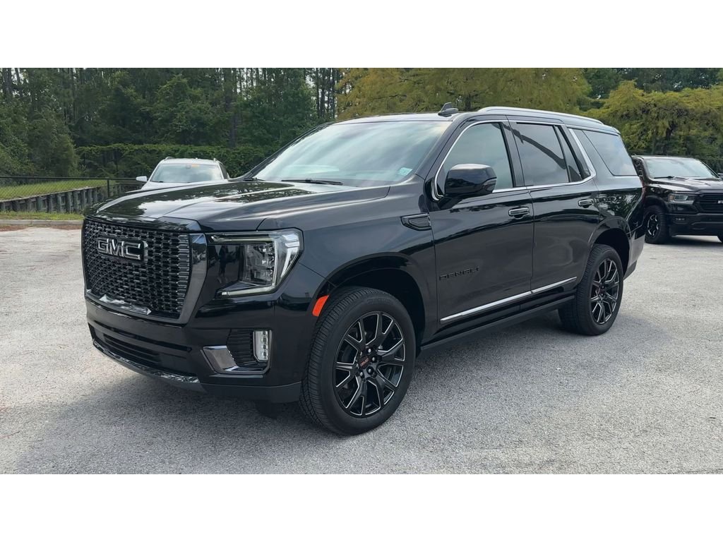 2024 GMC Yukon Denali Ultimate - Photo 4