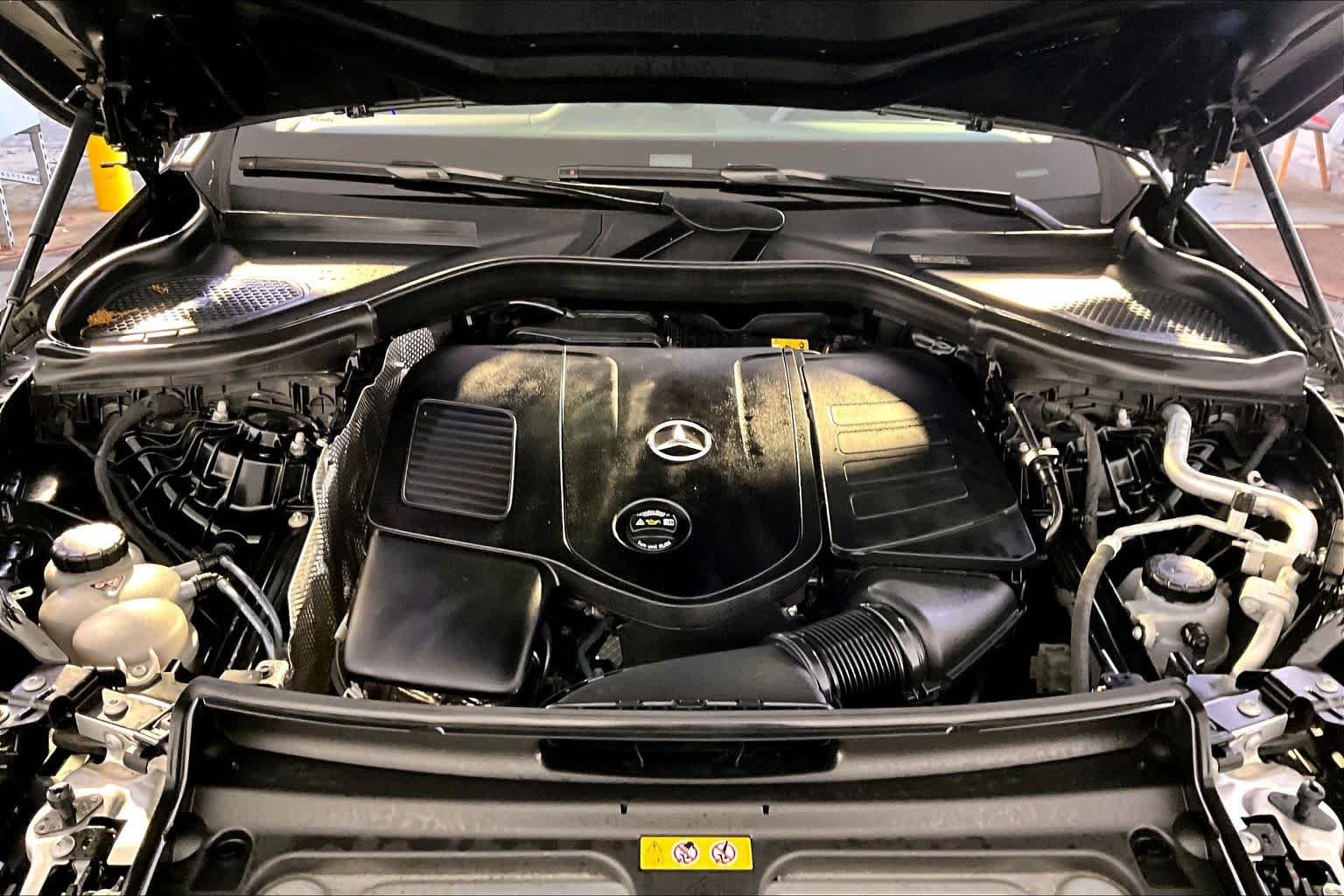 Used 2023 Black Mercedes-Benz GLC 300 image 30